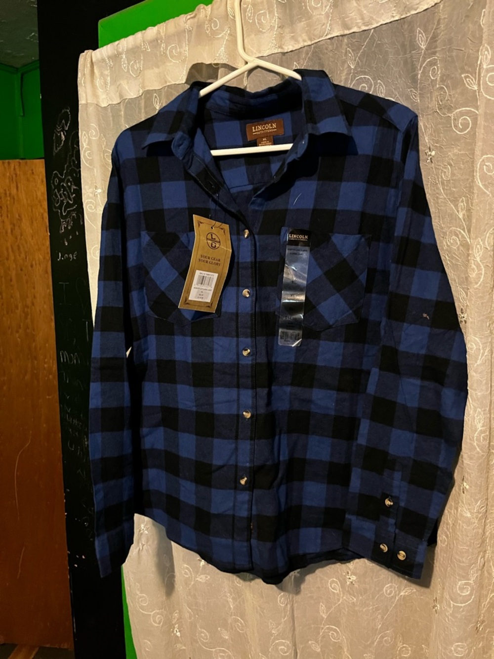 Lincoln Women's Blue & Black Plaid Button-Down Shirt